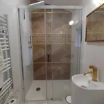 Apartment La