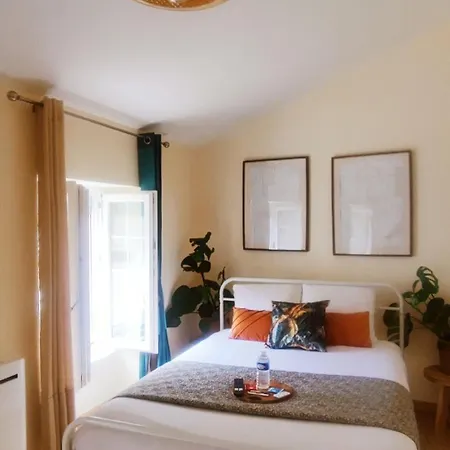 La Апартаменты Пуатье